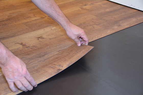 1 मिमी 2 मिमी 3 मिमी Ixpe Acoustic Pro Floating Floor Underlay बंद सेल पॉलीथीन फोम शीट रोल